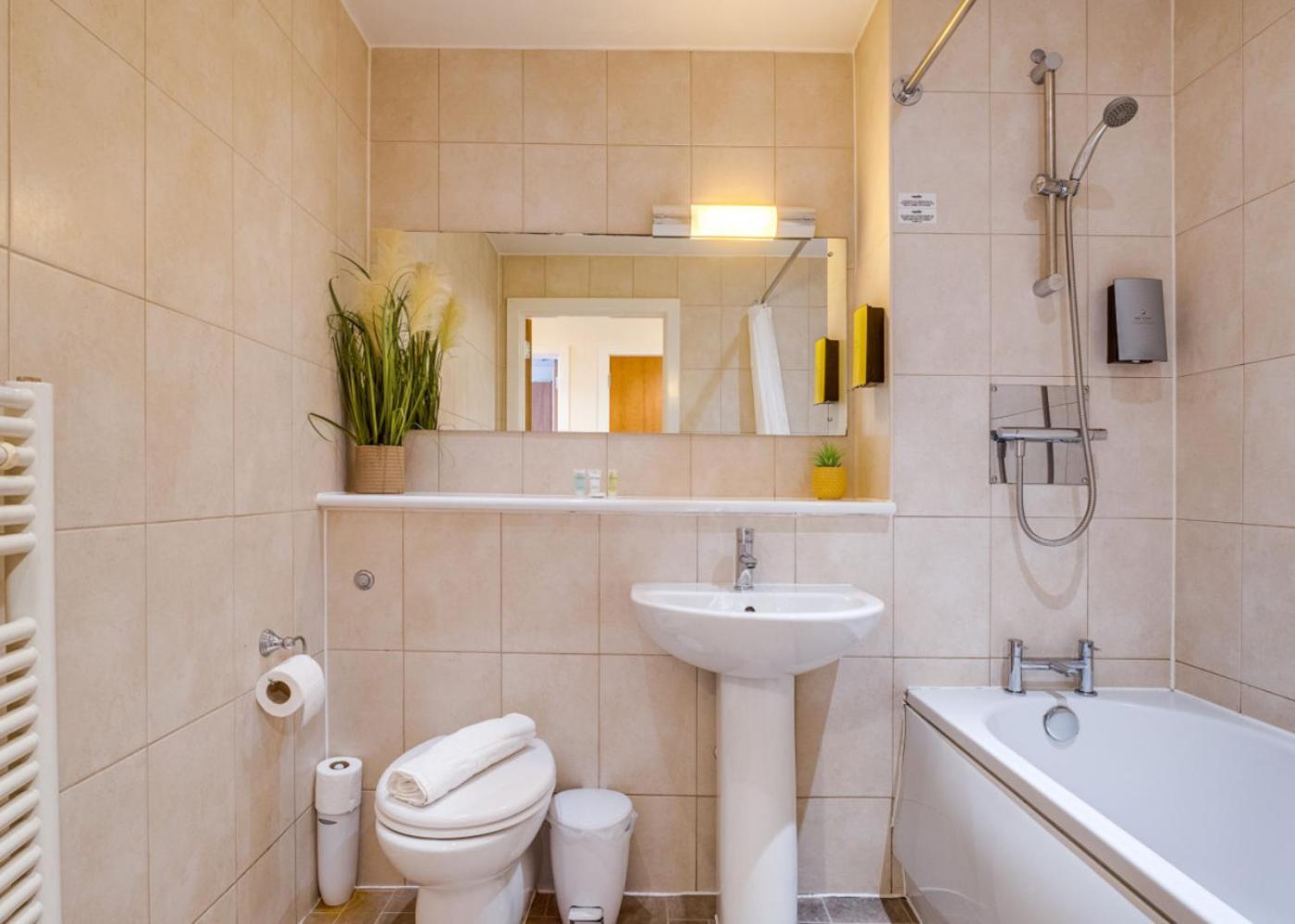 Chinatown - One Bed - Balcony - Secure Parking - Fast Wifi - Birmingham City Centre - 49A Eksteriør bilde